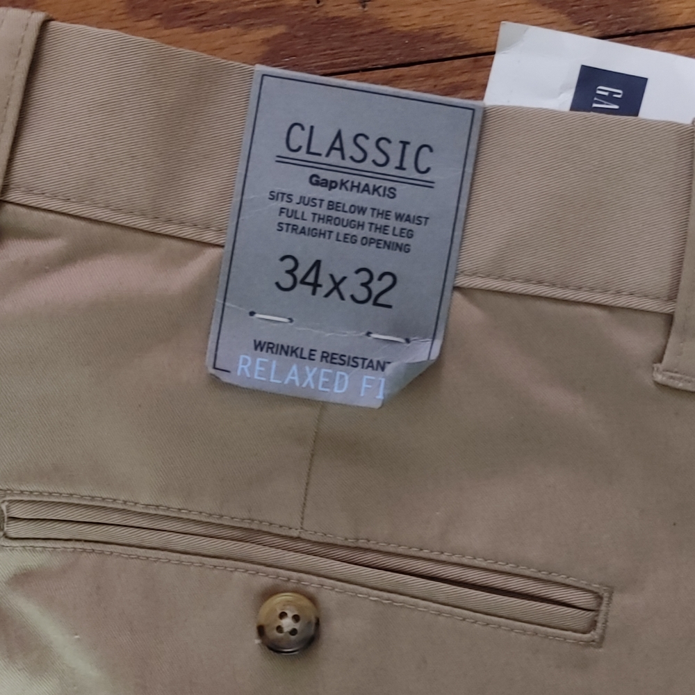 Men's kahkis